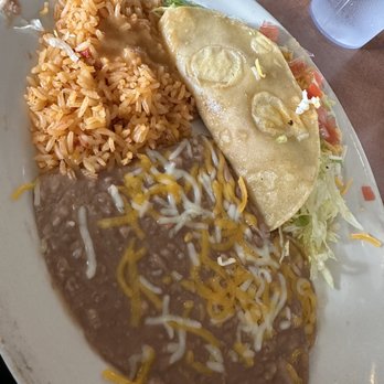 El Puerto Restaurant - Chicken Taco w/rice and beans - Mexican Near Me - Rancho Cordova, California El Puerto Restaurant - Chicken Taco w/rice and beans - Mexican Near Me - Rancho Cordova, California