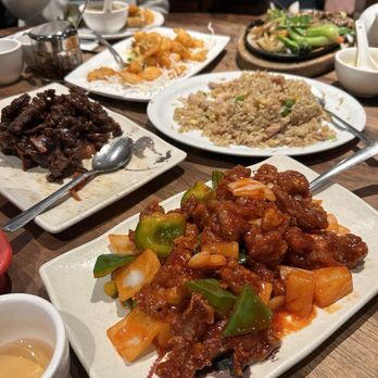 New Sky Restaurant - Chinese Near Me - Toronto, Ontario