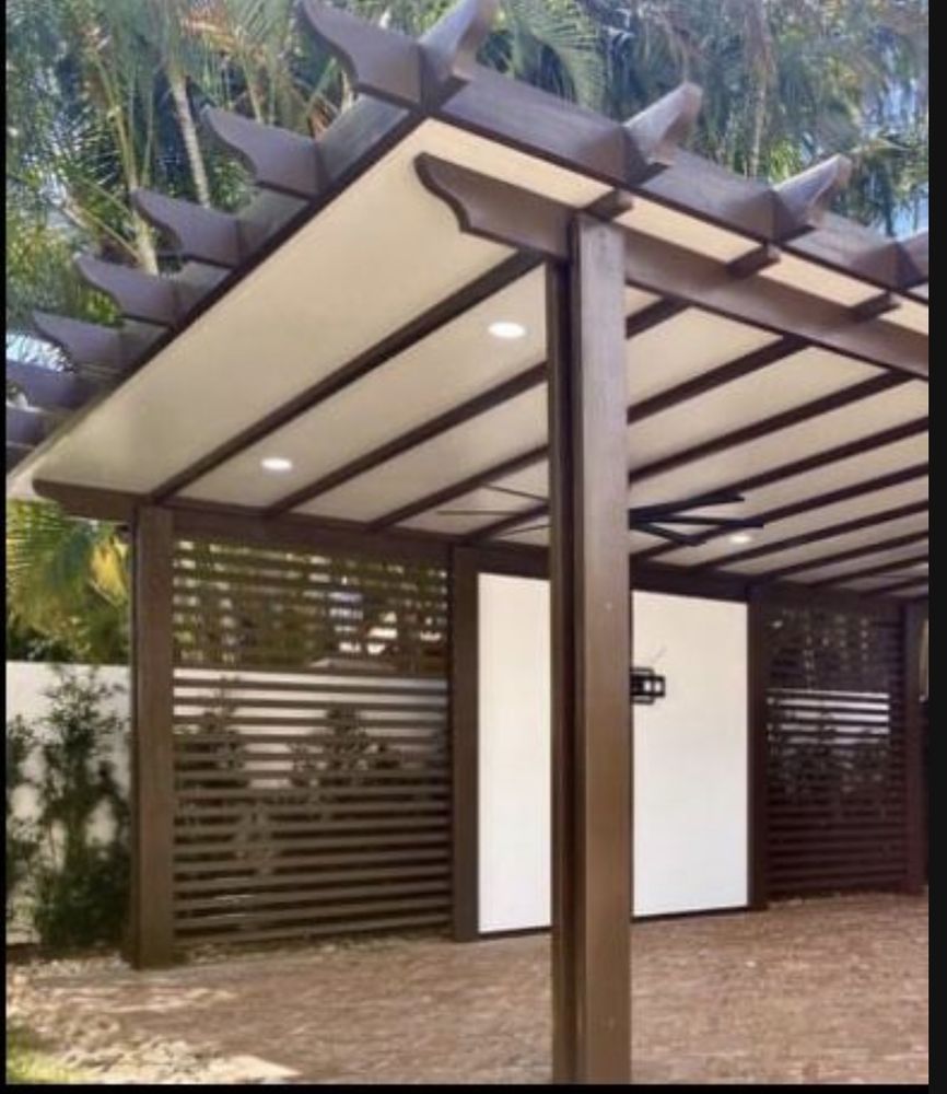 Slide of Yuniel Aleman