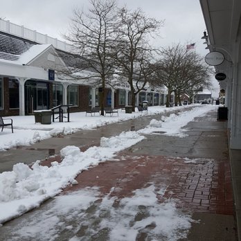 Shops at Long Wharf - Looking Down the Middle of Long Wharf Shops - Shopping Centers Near Me - Newport, Rhode Island Shops at Long Wharf - Looking Down the Middle of Long Wharf Shops - Shopping Centers Near Me - Newport, Rhode Island