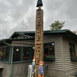 Lonesome Pine Restaurant and Bar - Outside