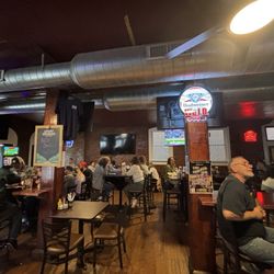 The Corner Pub - A completely full restaurant and a rockstar bartender (Ashley)