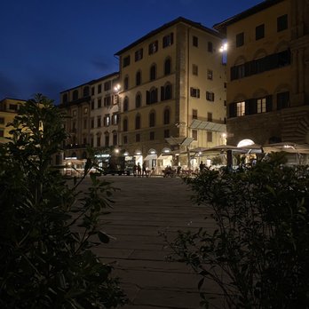 Vini e Vecchi Sapori - Piazza della Signoria that we sat in - Tuscan Near Me - Florence, FI Vini e Vecchi Sapori - Piazza della Signoria that we sat in - Tuscan Near Me - Florence, FI