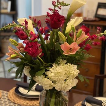 Boulineau's Foods Plus - Valentine Arrangement from Boulineau's. - Grocery Near Me - North Myrtle Beach, South Carolina Boulineau's Foods Plus - Valentine Arrangement from Boulineau's. - Grocery Near Me - North Myrtle Beach, South Carolina