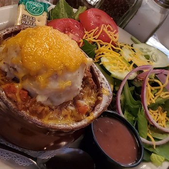 Six Pence Pub - Delicious shepherds pie! - American Near Me - Blowing Rock, North Carolina