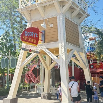 Goofy's Sky School - Amusement Parks Near Me - Anaheim, California Goofy's Sky School - Amusement Parks Near Me - Anaheim, California