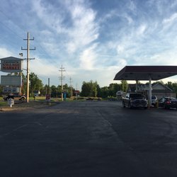 Cantini's Village Market