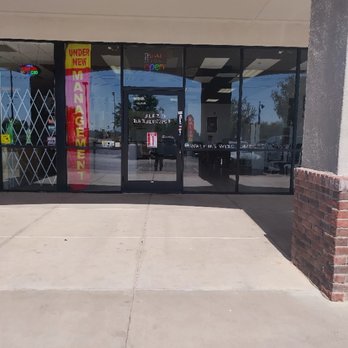 Blez'n Barbershop - Blez'n barbershop on power and Brown - Barbers Near Me - Mesa, Arizona Blez'n Barbershop - Blez'n barbershop on power and Brown - Barbers Near Me - Mesa, Arizona