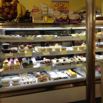 Elite Bakery - Pastry case - Bakeries Near Me - Newark, New Jersey