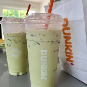 Dunkin' - Strawberry Cloud Matcha - Donuts Near Me - Concord, California Dunkin' - Strawberry Cloud Matcha - Donuts Near Me - Concord, California