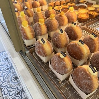 Tous Les Jours - Cream donuts - Bakeries Near Me - San Diego, California Tous Les Jours - Cream donuts - Bakeries Near Me - San Diego, California