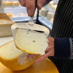 Lakeview Cheese Galore