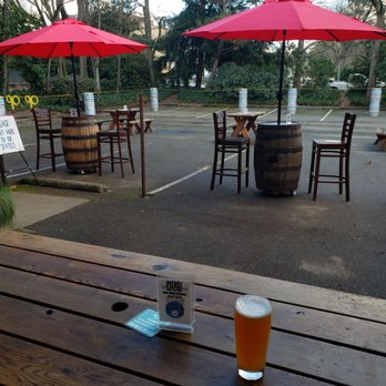 Postdoc Brewing - Outdoor seating. - Breweries Near Me - Redmond, Washington
