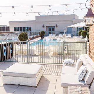SkyBar Green Hills by null