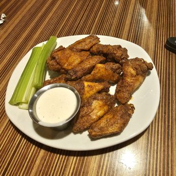 Outback Steakhouse - Kookaburra wings - Steakhouses Near Me - Monroe, New York