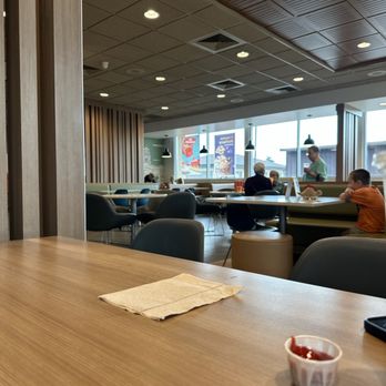 McDonald's - Burgers Near Me - Aberdeen, South Dakota McDonald's - Burgers Near Me - Aberdeen, South Dakota
