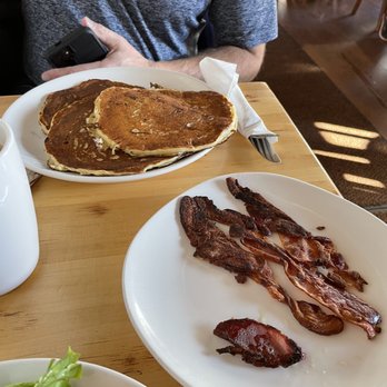 Haven Cafe & Bakery - Blueberry Pancakes with a side of bacon - Breakfast & Brunch Near Me - Lenox, Massachusetts