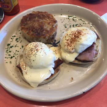 Snooze, an A.M. Eatery - Ham Eggs Benedict III - Breakfast & Brunch Near Me - Katy, Texas