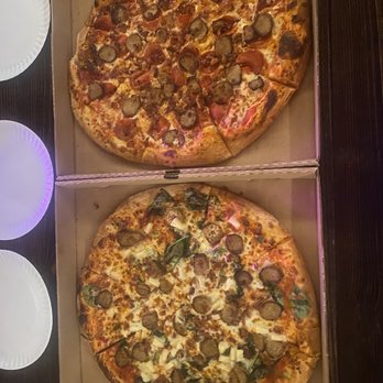 South Coast Pizza - Pizza Near Me - Knoxville, Tennessee