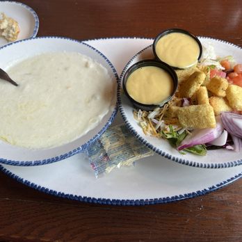 Red Lobster - Endless Chowder, Salad & Cheddar Bay Biscuits - Seafood Near Me - Spartanburg, South Carolina Red Lobster - Endless Chowder, Salad & Cheddar Bay Biscuits - Seafood Near Me - Spartanburg, South Carolina