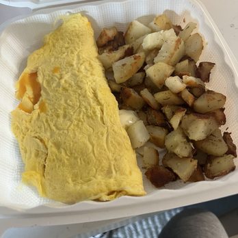 The Grind Cafe - Cheese Omelette - Breakfast & Brunch Near Me - San Francisco, California The Grind Cafe - Cheese Omelette - Breakfast & Brunch Near Me - San Francisco, California