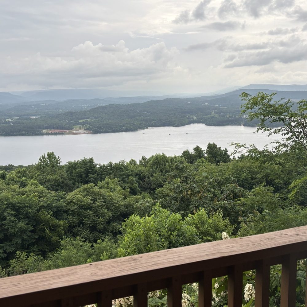 Grant Summit Cabins - Resorts Near Me - Bryant, Alabama Grant Summit Cabins - Resorts Near Me - Bryant, Alabama