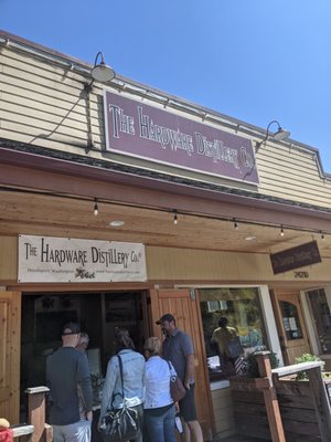 The Hardware Distillery by null