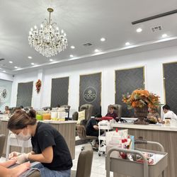 Coco Nail Spa - Amazing service 5/5