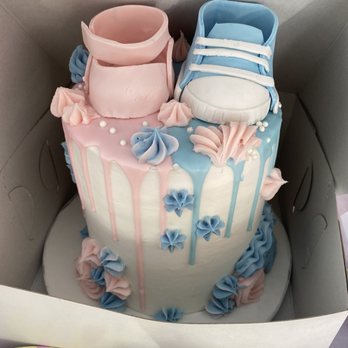 Marissa's Cake - And what I got. - Desserts Near Me - Downey, California Marissa's Cake - And what I got. - Desserts Near Me - Downey, California