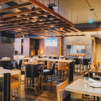 Owens Landing - the dining area of the restaurant - Pizza Near Me - Calgary, Alberta
