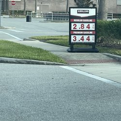 Costco Gasoline - Gas $2.84!