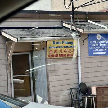 Kim Phung Vietnamese Restaurant - Back of restaurant has some parking - Vietnamese Near Me - Vancouver, British Columbia Kim Phung Vietnamese Restaurant - Back of restaurant has some parking - Vietnamese Near Me - Vancouver, British Columbia