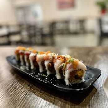 Hanari Cafe - S21. Snowflake Roll - Chinese Near Me - Lynnwood, Washington