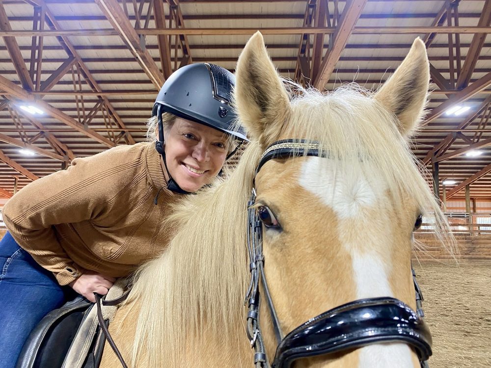 Crow Hop Horse Boarding - equestrian in Eugene, OR