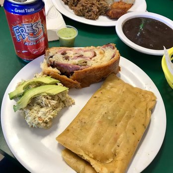 Natarica Grill - Hallaca, pan de jamon, ensalada de pollo... rico! - Venezuelan Near Me - Norcross, Georgia Natarica Grill - Hallaca, pan de jamon, ensalada de pollo... rico! - Venezuelan Near Me - Norcross, Georgia