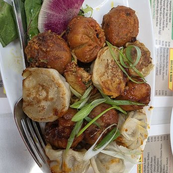 Everest Cuisine-San Jose - Dumpling combo platter - Indian Near Me - San Jose, California Everest Cuisine-San Jose - Dumpling combo platter - Indian Near Me - San Jose, California