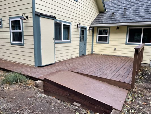 Deck build using Bamboo. Cupertino. - The client’s deck was falling apart. He decided to rebuild it, using Dasso bamboo boards. These have the highest fire resistance. He was determined to keep his insurance rates down, living as he does close to Skyline in the middle of the forest. Bamboo requires a very level deck, And is slightly more difficult to fit than composite boards like Trex. Deck build using Bamboo. Cupertino. - The client’s deck was falling apart. He decided to rebuild it, using Dasso bamboo boards. These have the highest fire resistance. He was determined to keep his insurance rates down, living as he does close to Skyline in the middle of the forest. Bamboo requires a very level deck, And is slightly more difficult to fit than composite boards like Trex.