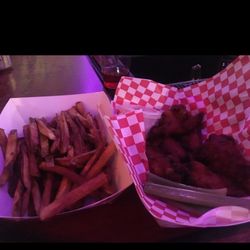 Bar Redux - Louisana hot wings and home cut fries
