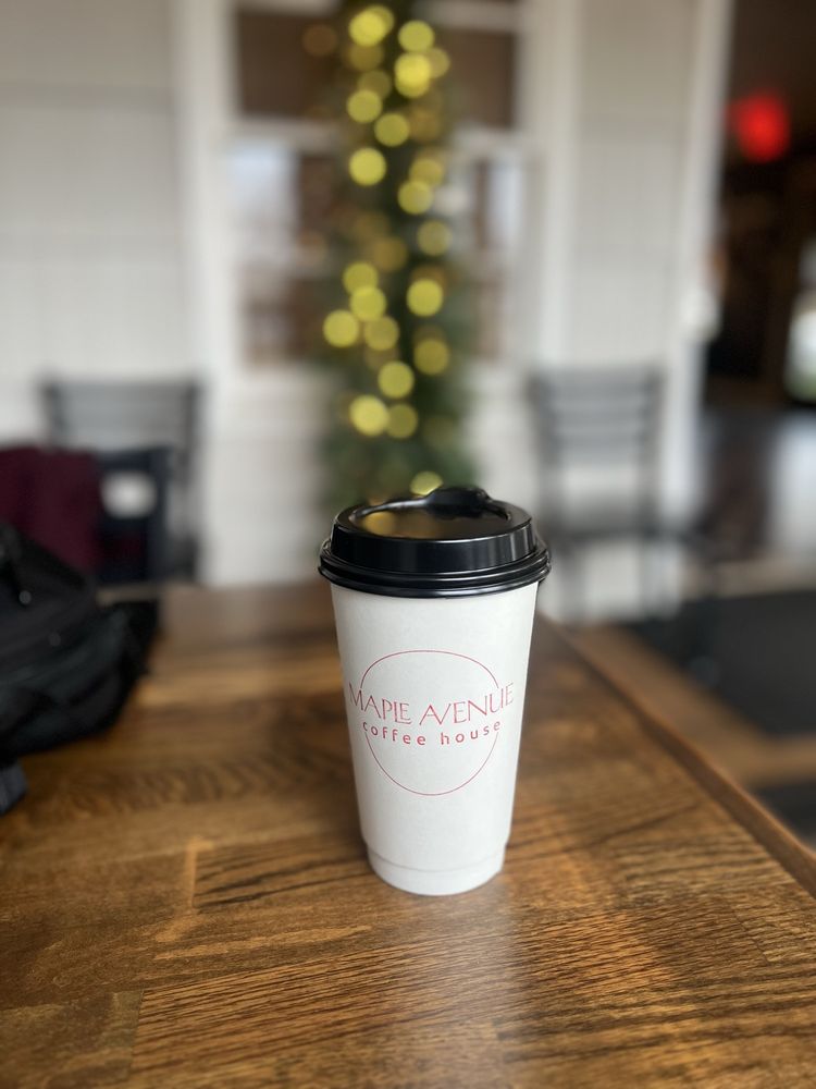 Maple Avenue Coffee House Logo