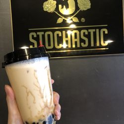 Stochastic - Japanese roasted oolong milk tea with pearl