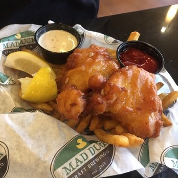 Mad Duck Craft Brewing Campus Pointe - Fish and chips - New American Near Me - Fresno, California Mad Duck Craft Brewing Campus Pointe - Fish and chips - New American Near Me - Fresno, California