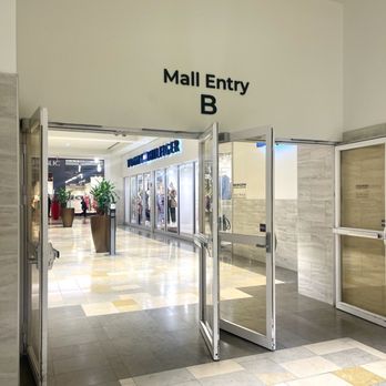 Bergen Town Center - One entrance - Shopping Centers Near Me - Paramus, New Jersey Bergen Town Center - One entrance - Shopping Centers Near Me - Paramus, New Jersey