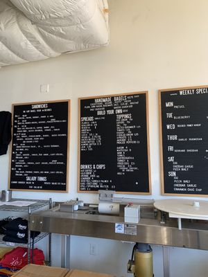 Hank's Bagels by null