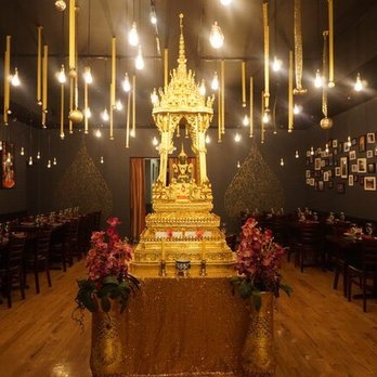 Phattra Thai Restaurant - Beautiful entry - Thai Near Me - Metuchen, New Jersey Phattra Thai Restaurant - Beautiful entry - Thai Near Me - Metuchen, New Jersey