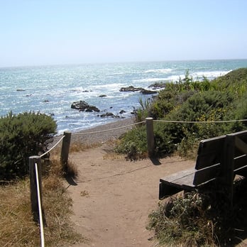 Moonstone Beach - A perfect to sit and read or gaze at Moonstone Beach in Cambria, CA - Beaches Near Me - Cambria, California Moonstone Beach - A perfect to sit and read or gaze at Moonstone Beach in Cambria, CA - Beaches Near Me - Cambria, California