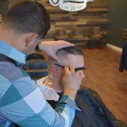 Founders Barbershop - Ben working the razor!