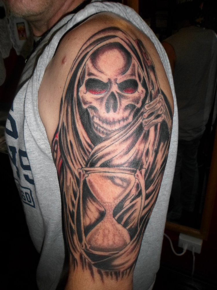 Nova Tattoo Studio Logo