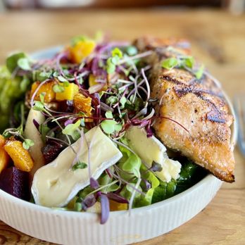The Hideout Kitchen - Lafayette salad with salmon - New American Near Me - Lafayette, California The Hideout Kitchen - Lafayette salad with salmon - New American Near Me - Lafayette, California