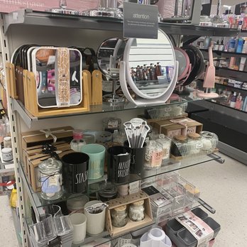 T.J.Maxx - Department Stores Near Me - Portland, Oregon T.J.Maxx - Department Stores Near Me - Portland, Oregon