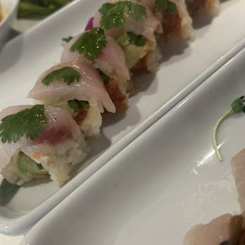 Seabutter - Sushi Bars Near Me - Glendale, California